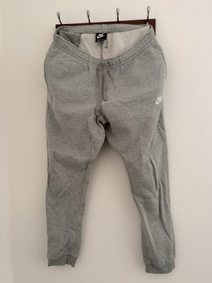 Nike grey sweatpants size L