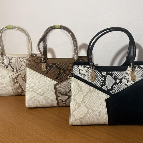 Snake Print Shoulder Handbag new, black and white