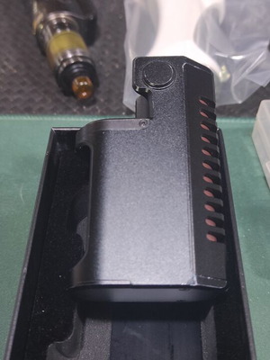 Parsons SbS DNA80C Box Mod από Vaperz Cloud μεταχειρισμένο, full black