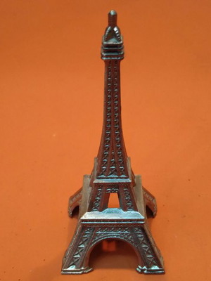 Eiffel Tower souvenir new, small metal replica