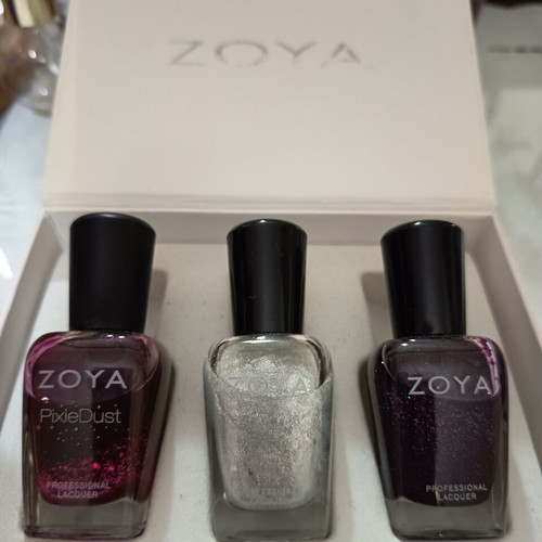 Nail polish set new, different colours