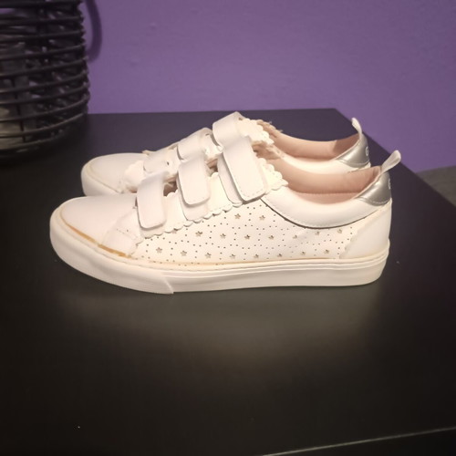 GAP Kids Athletic Shoes like new, size 35-36, white, 23cm