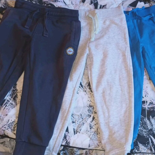 Winter clothes pack for boy size 98-104 like new