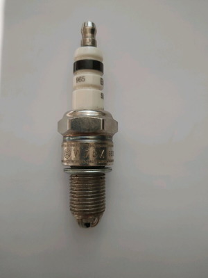 Bosch W78X spark plugs new, 3 pieces without packaging