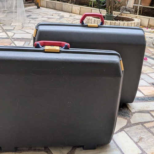 Samsonite Vintage Suitcases Set of 2 with Keys graphite