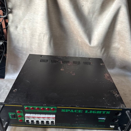 Space Lights SP 1006.G DMX dimmer used, 6 channels 3kVA each