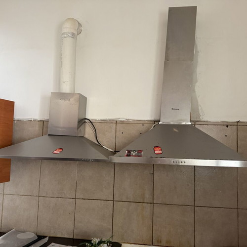 Refrigerator, 2 hoods, 2 inox counters used
