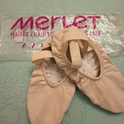 Merlet Soft Ballet Shoes Size 40 Like New