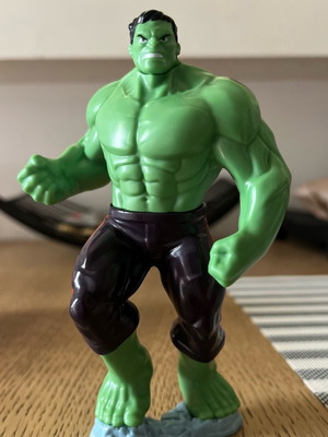 Hulk figure from Easter Kinder Maxi Egg 2025 new