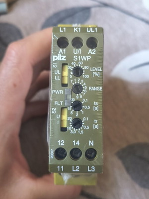 Pilz S1WP safety relay 9A 110-230VAC