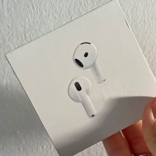 AirPods 4 with Active Noise Cancellation like new