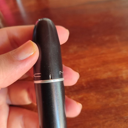 Lipstick set used, six shades including Mac and Nyx