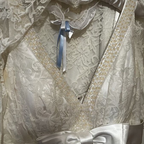 Wedding dress A-Style like new, alpha shape with lace and organza bolero ivory