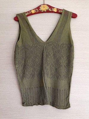 Λαδί πλεκτό τοπ United Nations Colours μεταχειρισμένο, μέγεθος L