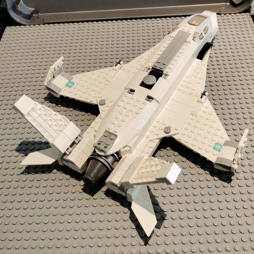 Lego Marvel Spiderman Stark Jet like new