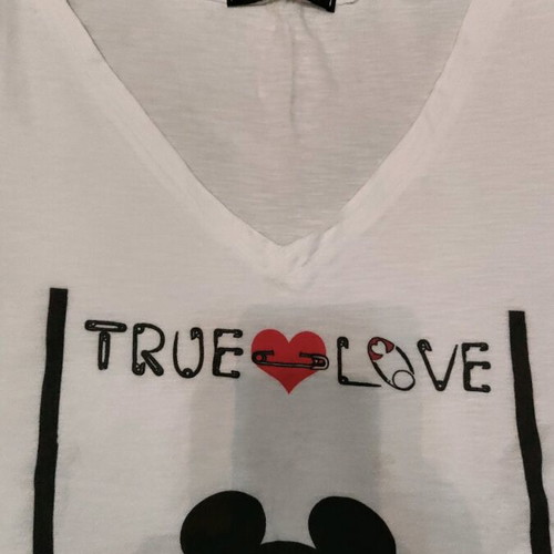 White true love T-shirt with Mickey Mouse, used, large
