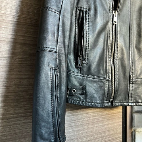 Diesel leather jacket like new, size S, black