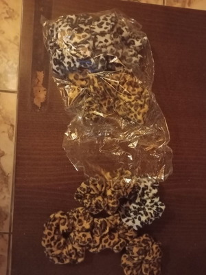 Σετ 12 λαστίχα μαλλιών καινούργια, animal print σε τόνους κίτρινου και λευκού