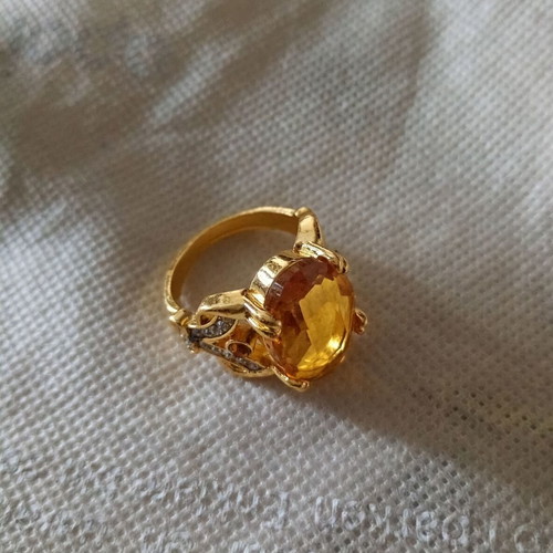 Ring with large yellow zircon new, yellow and white gold