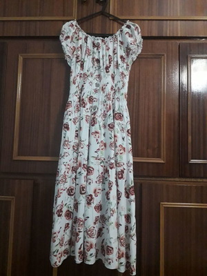 Midi dress new, off-shoulder floral pattern