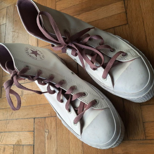 Converse white platform shoes size 39 like new