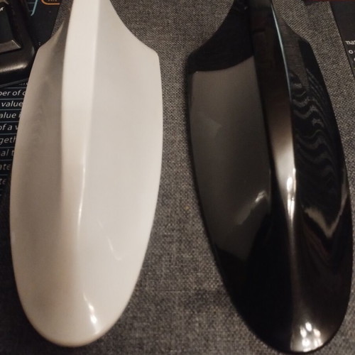 Universal Shark Fin Car Antenna Cover new with AM/FM cable