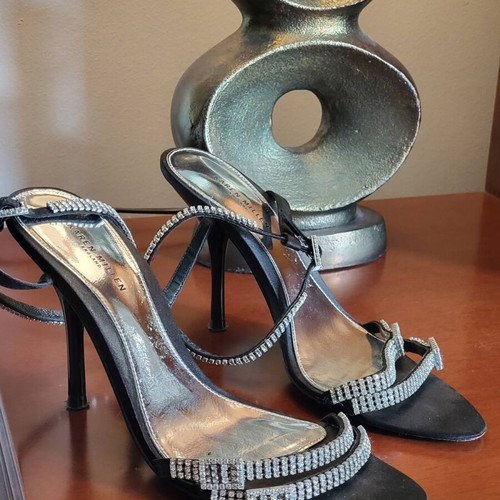 Black satin Karen Millen sandals size 38 like new with rhinestones
