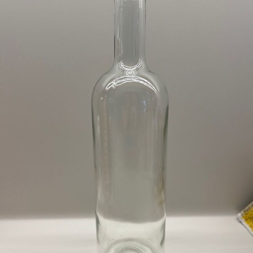 Wine Bottles like new, pack of 540 with embossed grape cluster design