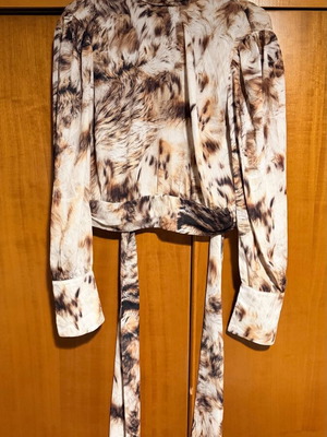 Πουκάμισο Toi&Moi καινούργιο, πολύχρωμο, μέγεθος M με ανοιχτή πλάτη