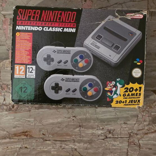 Nintendo Snes Mini console for spare parts, like new