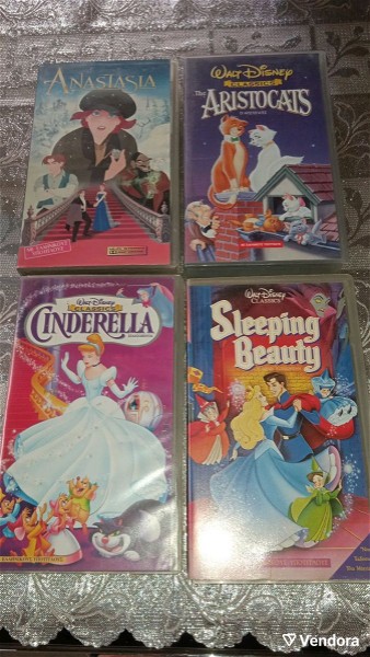  vinteokasetes Lilo Stitch, Peter Pan Return to Never Land, Cinderella, Sleeping Beauty, Anastasia, The Aristocats. Walt Disney Classics. 6 tenies.