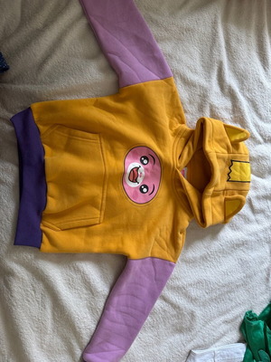 Lankybox kids sweatshirt like new with warm lining size 104 cm