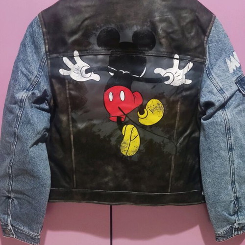 Desigual women's denim jacket new, size Medium