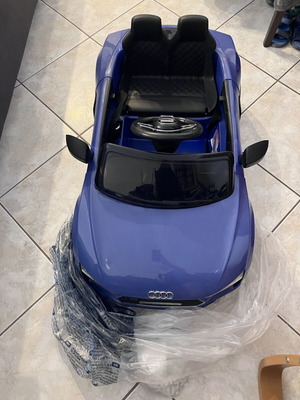 Ηλεκτρικό παιδικό αυτοκινητάκι Audi