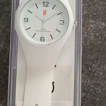 White watch new without battery