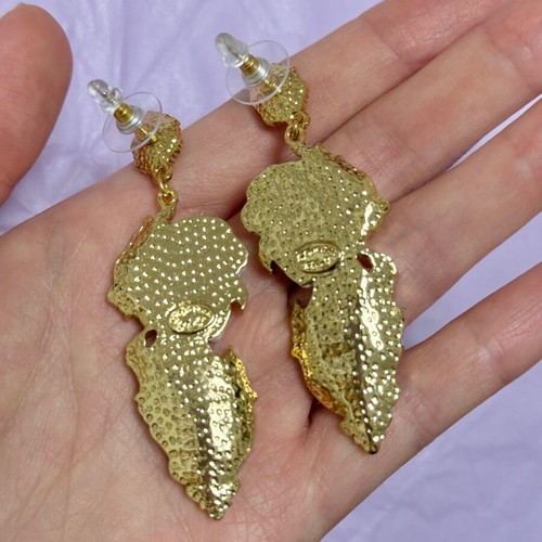 Vintage style statue earrings new, in box