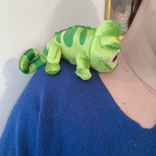 Shoulder Pals Pascal Rapunzel Tangled Disney Princess new with magnet