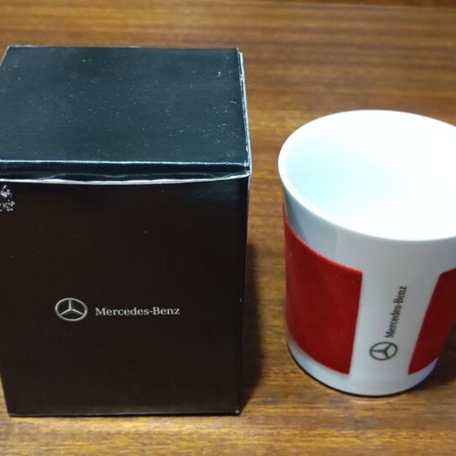 Porcelain Mercedes-Benz cup new with rubber lid 0.3L