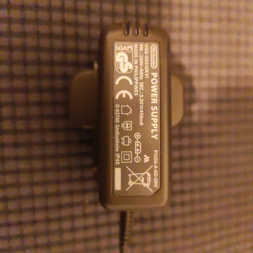 Nintendo Charger (USG-002) like new, genuine charger for Nintendo 3DS