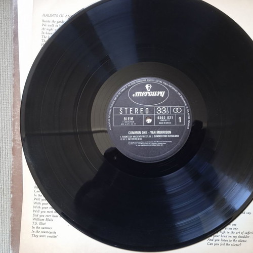 Van Morrison Common One vinyl used, rock