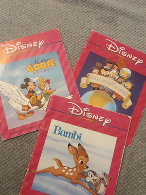 Disney booklets used from the 90s, in good condition