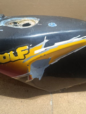 Suzuki RG 250 Fuel Tank used, 1987 model with torque valves