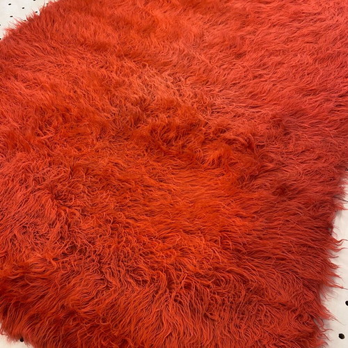 Wool flokati rug coral red like new, 3.00 x 1.80 m