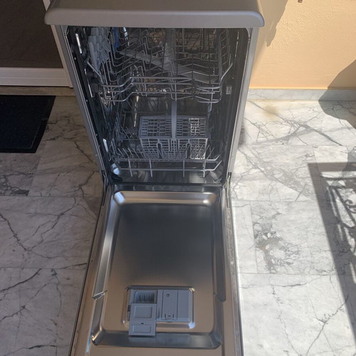 Indesit dishwasher 45cm