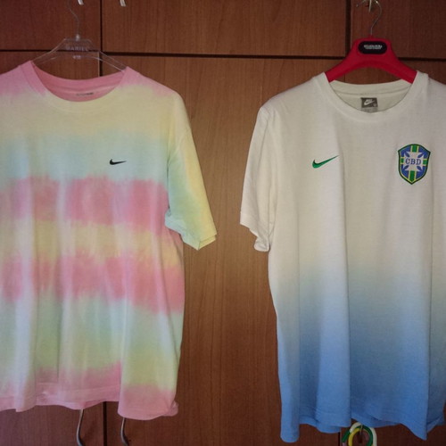 Nike large used bundle with clothes and shoes size medium