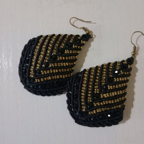 Macrame earrings black-gold with black beads handmade