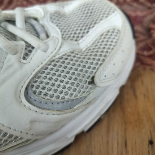 New Balance 530 sports shoes like new, white, size 42.5-43