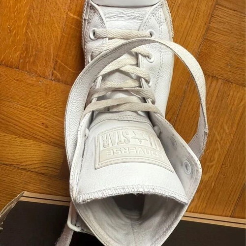 Converse All Star leather sneakers size 39 like new, white