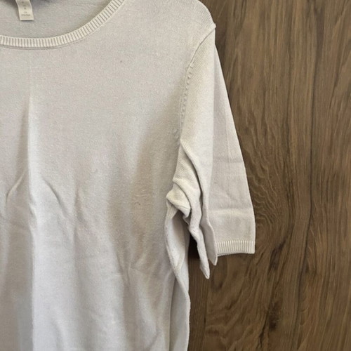 H&M Blouses Medium with 3/4 Sleeve Like New, White and Pink