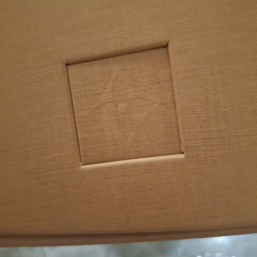 Louis Vuitton packaging box new, 30×27×15 cm, imperial saffron